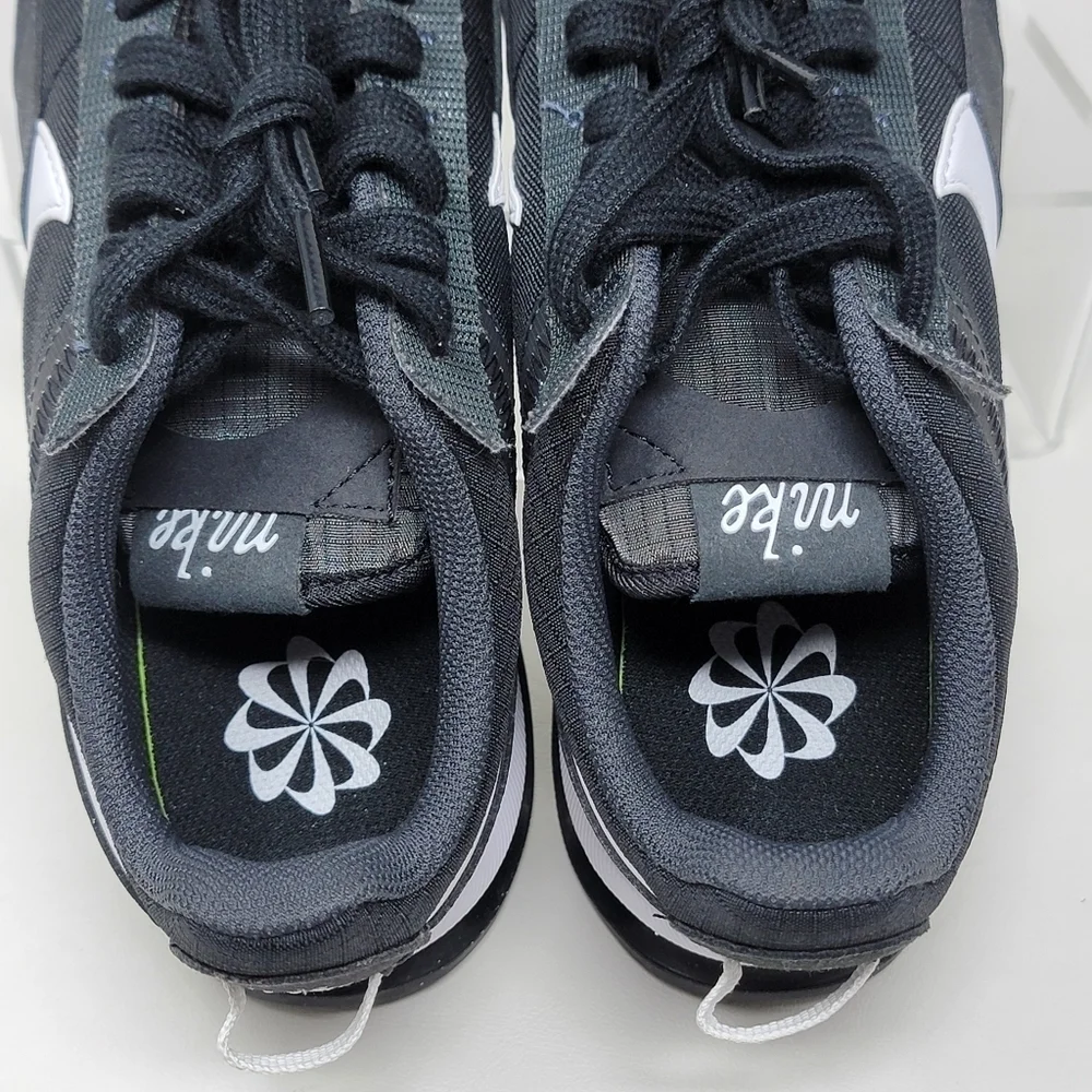 Nike Air Max Pre-Day Black Anthracite White Shoes DC9402-001 Men's Size 4 New